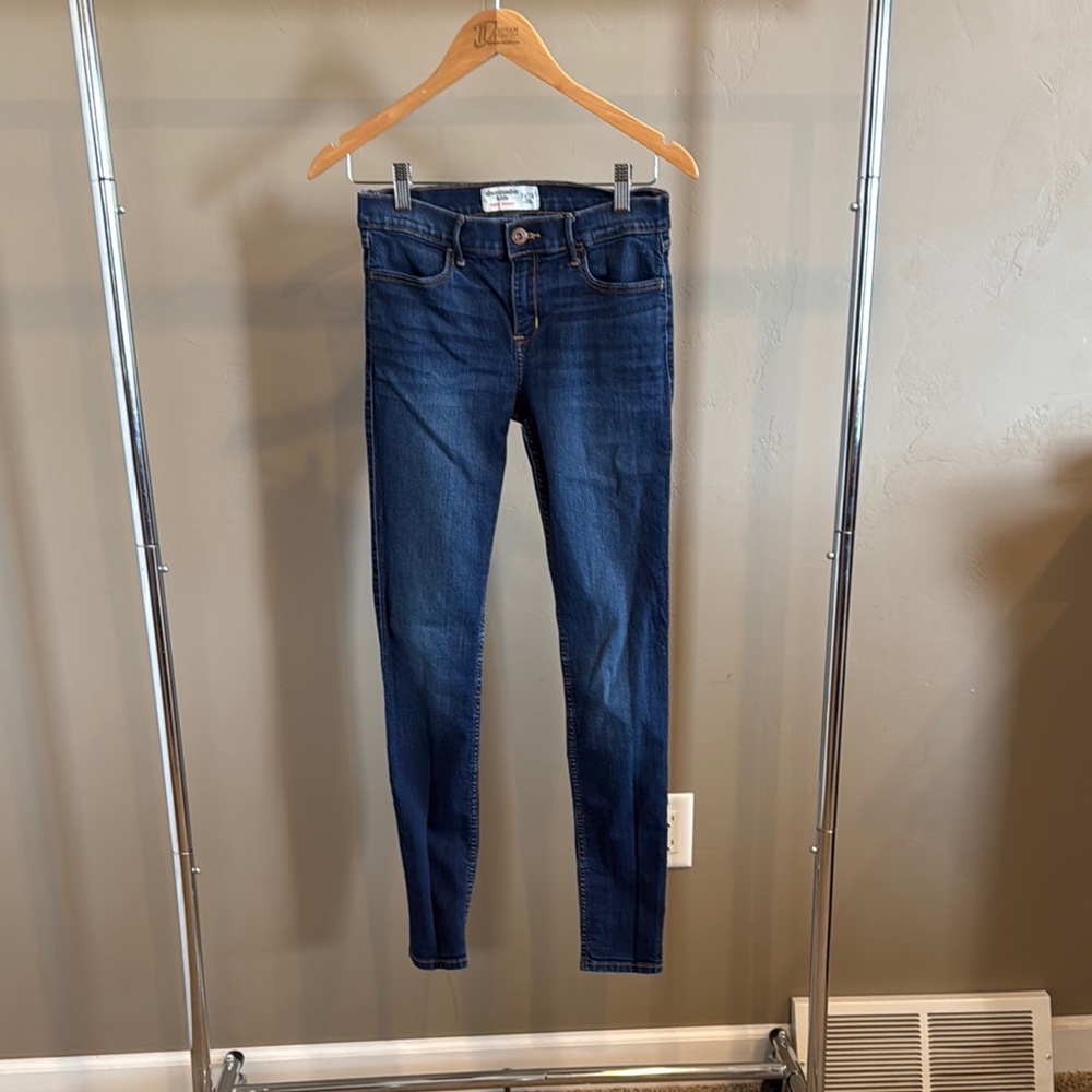 Abercrombie Kids Super Skinny Jeans. Size 15/16. No Flaws, barely worn.